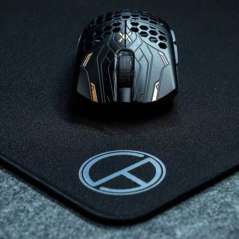 1PC Meow Gaming Gear MGG Ultra - Esports Gaming Gear recensie en prijs